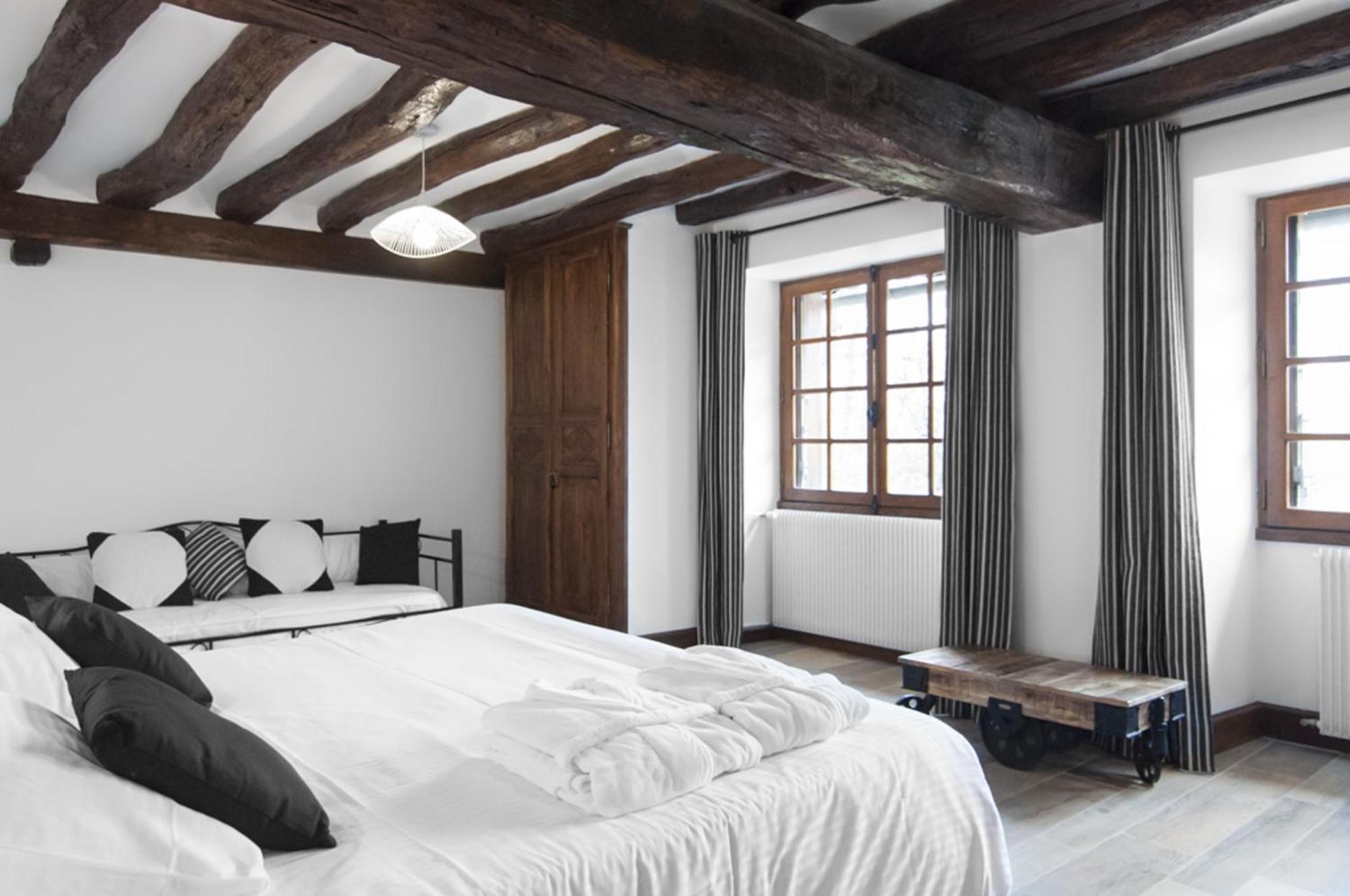 Bed and Breakfast Jardin Des Sens, La Rente D'Eguilly Exteriér fotografie